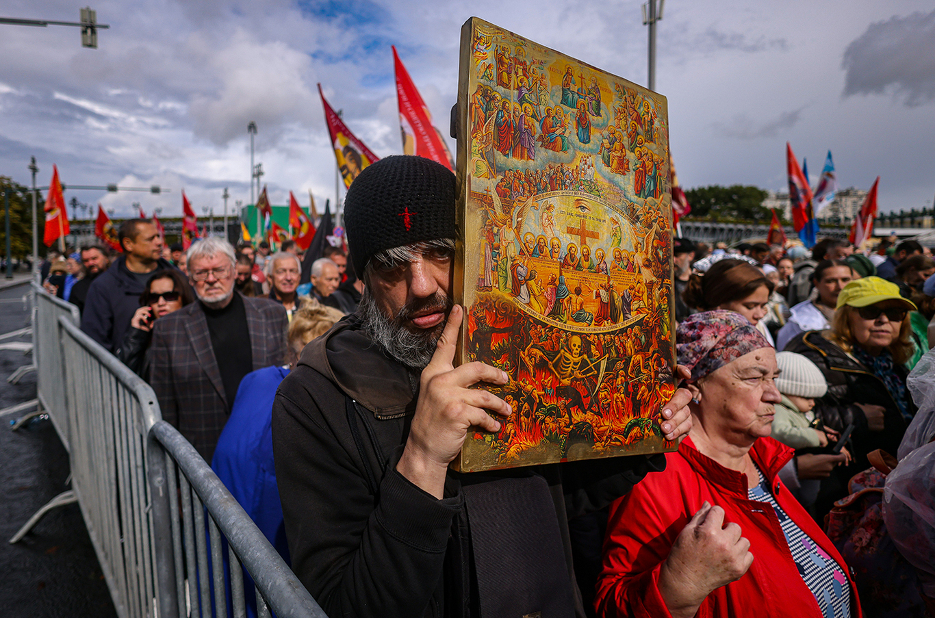 Крестный ход в Москве. Россия. 6 сентября 2026 года. Фото: Сергей Ильницкий / EPA
