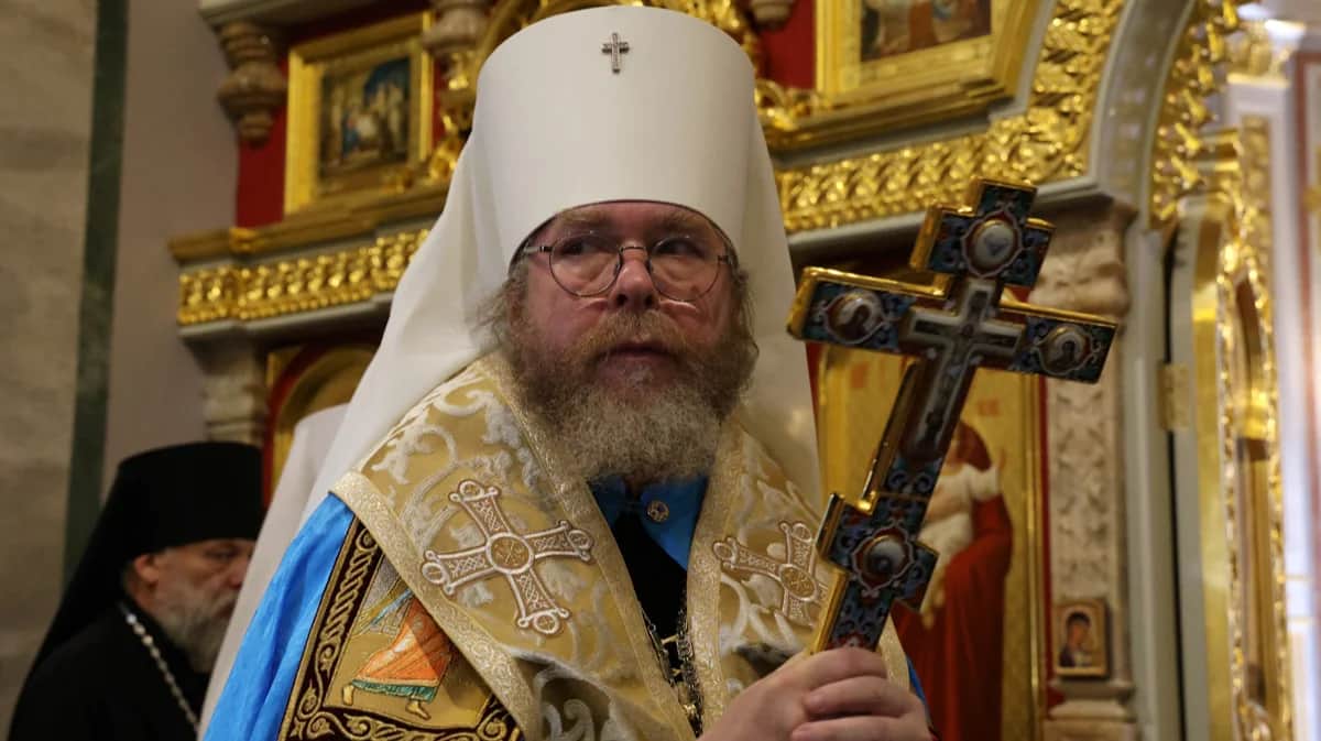 Митрополит Тихон Шевкунов проводит службу в соборе в Симферополе, Крым, 21 октября 2023 года. Фото: Алексей Павлишак / Reuters / Scanpix / LETA