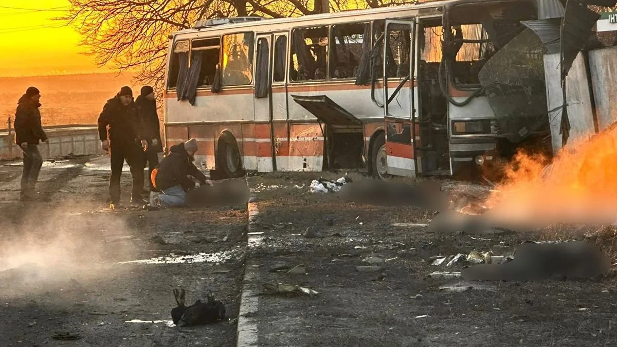 Russian drone strike on bus in Ukraine’s Dnipropetrovsk region kills 12 coal miners